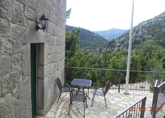 Isolated With A Parking Space Pasicina, Neretva Delta - Usce Neretve - 12021 Stasevica